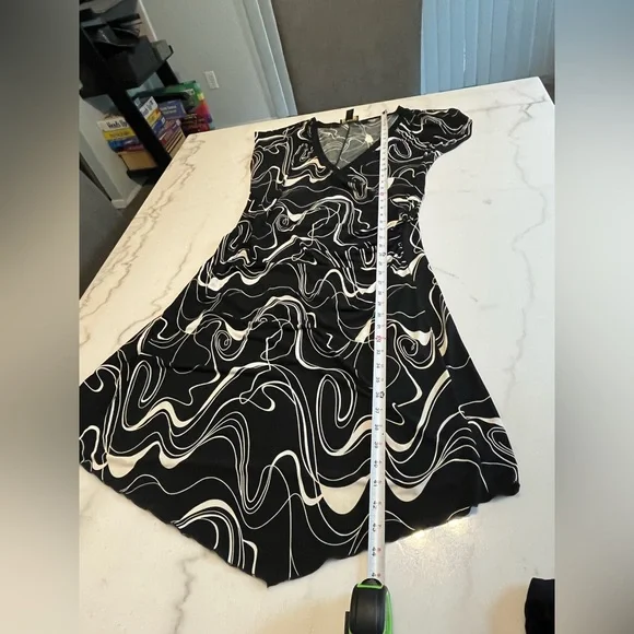 Ashley Stewart Black and white print dress - Picture 6 of 7